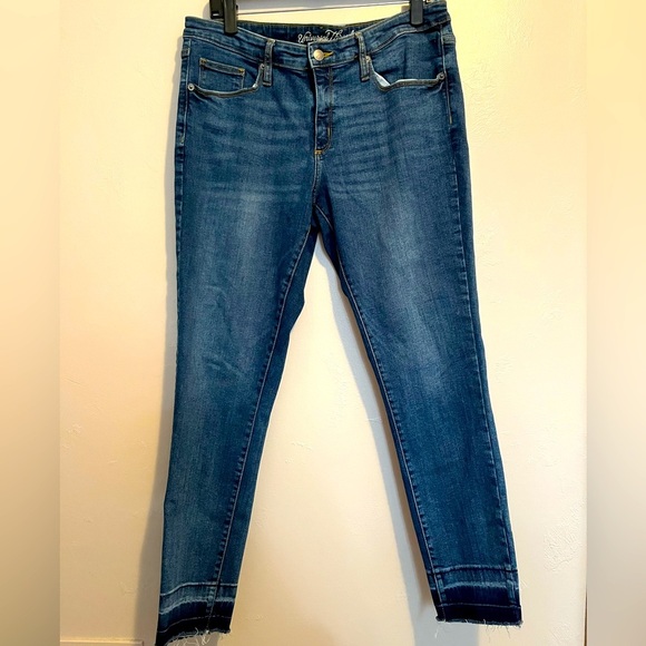 Universal Threads Mid Rise Skinny Classic Blue Denim Ankle Jeans - Picture 1 of 11